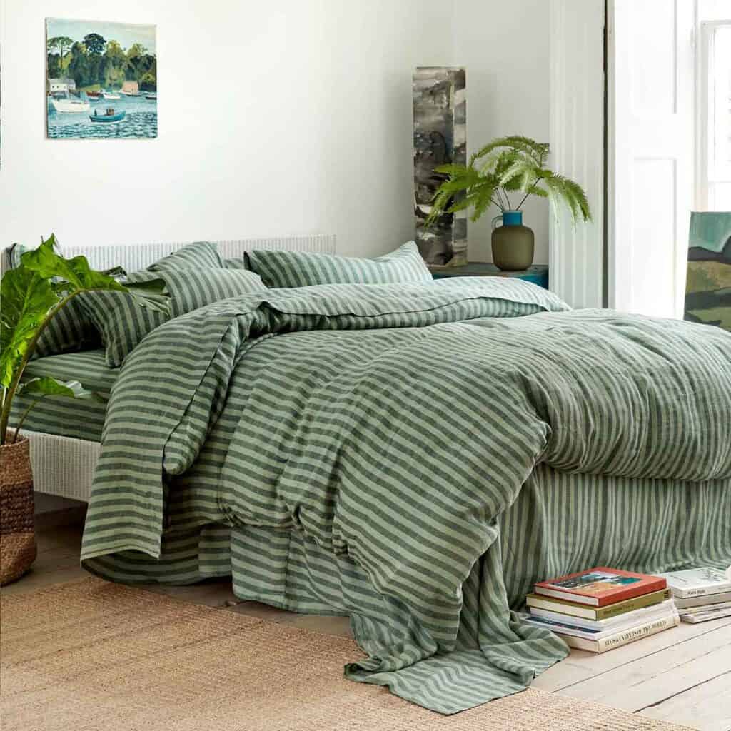 Piglet in Bed Pembroke Stripe Bedding Pine Green 5 1b5f0fe6 7cda 481b 9726 9483ec39b71f - perfectextile