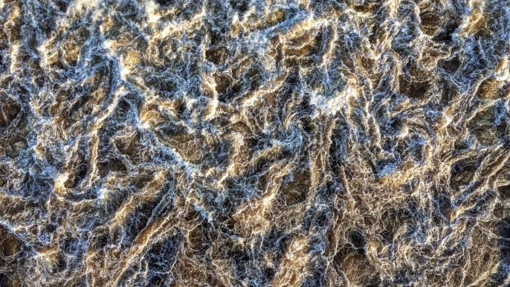 Understanding the Causes of Pilling on Brushed Microfiber Fabric 1 图片5 1 - perfectextile