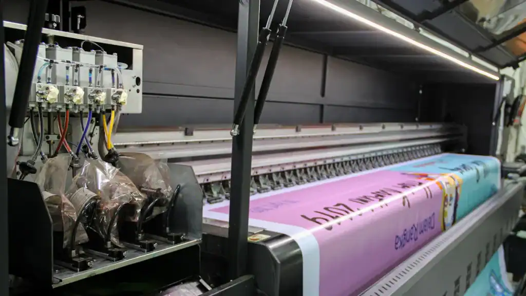 Panel Printing vs Digital Printing for Polyester Bedding Fabric in 2025-duplicate 1 Panel Printing vs Digital Printing for Polyester Bedding Fabric in 2025