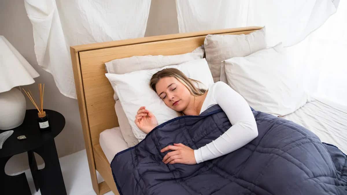 Is Microfiber Bedding Better Than Cotton for Your Sleep 1 Is Microfiber Bedding Better Than Cotton for Your Sleep