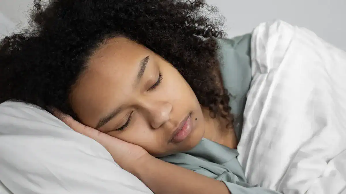 Polyester or Cotton Bed Sheets Which Is the Right Choice for You 2 Comfort and Sleep Experience