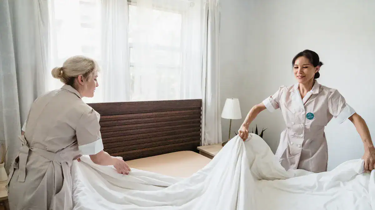 How to Choose the Best Satin Bedding Fabric for Your Bedroom 3 Care for Satin Bed Sheets
