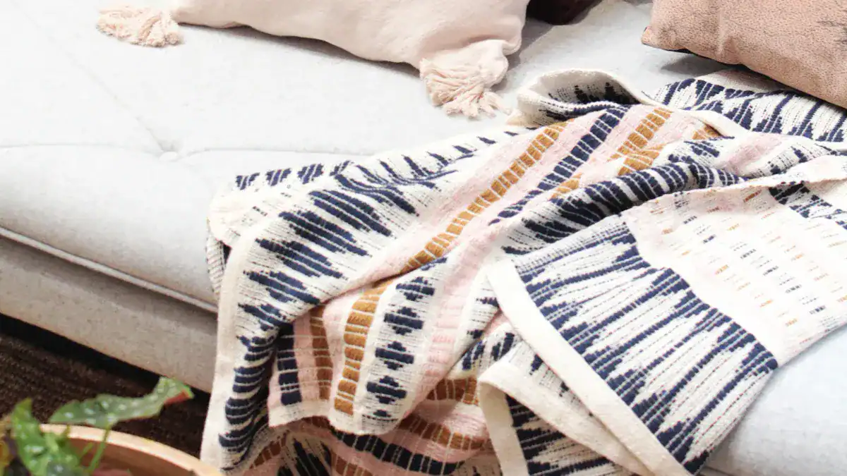 How to Choose the Best Digital Printed Bedding Fabric for Your Home 3 Material Comparison