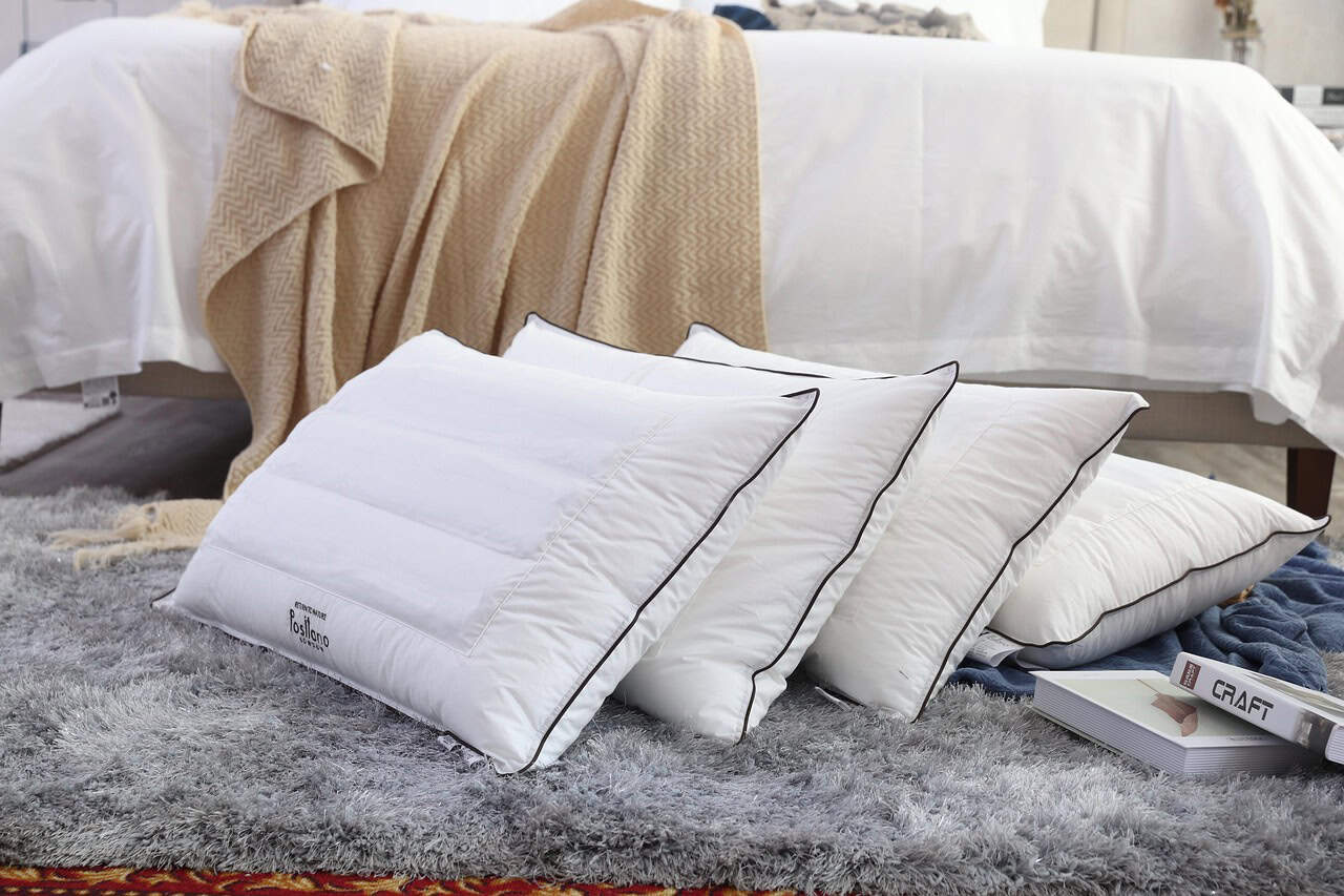 Brushed Microfiber Sheets or Cotton Sheets Which Is Best for Sleep 1 Brushed Microfiber Sheets or Cotton Sheets Which Is Best for Sleep