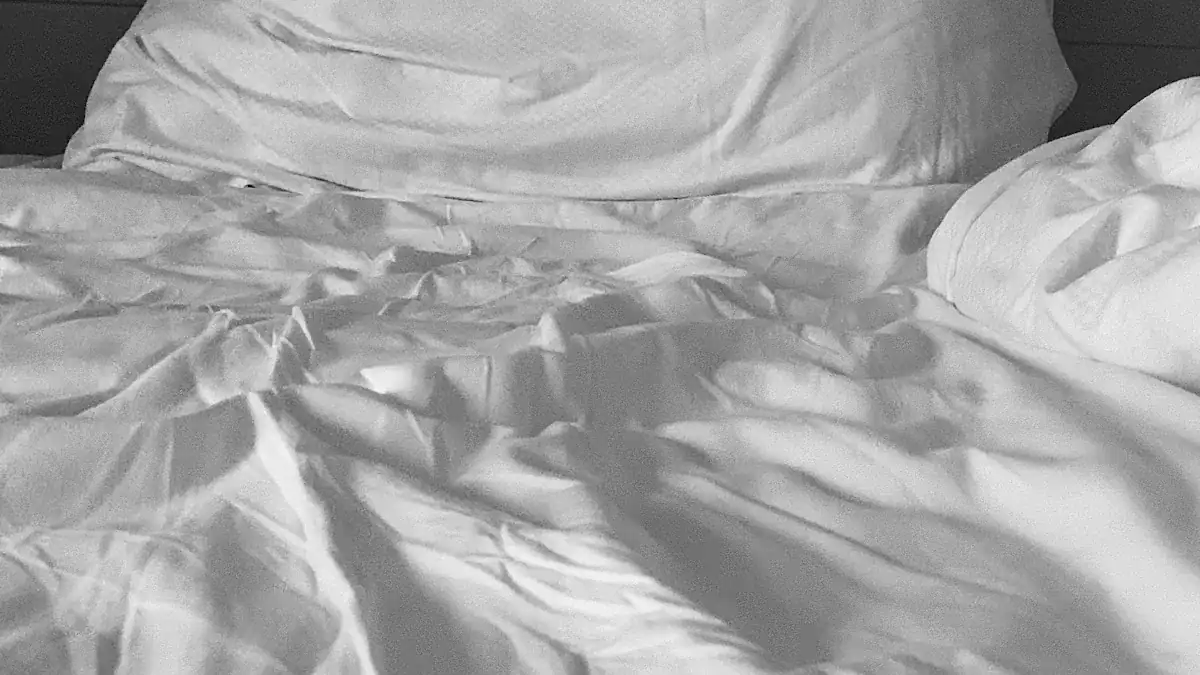 What Is Satin Bedding Fabric and How Is It Made 2 Satin Bedding Fabric