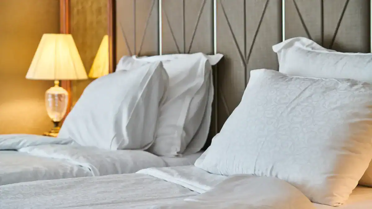 Top 10 Brushed Microfiber Sheets Reviewed for Ultimate Comfort 4 Top 10 Sheets