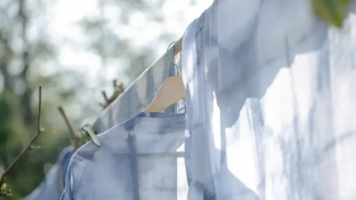 How to Wash Satin Bedding Safely at Home in 2025 3 How to Wash Satin Sheets: Drying and Care