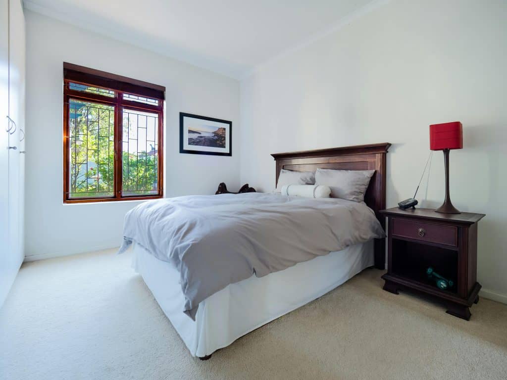 Polyester or Cotton Bedsheets Which Is the Best Choice for 2025 4 Polyester or Cotton Bedsheets Which Is the Best Choice for 2025