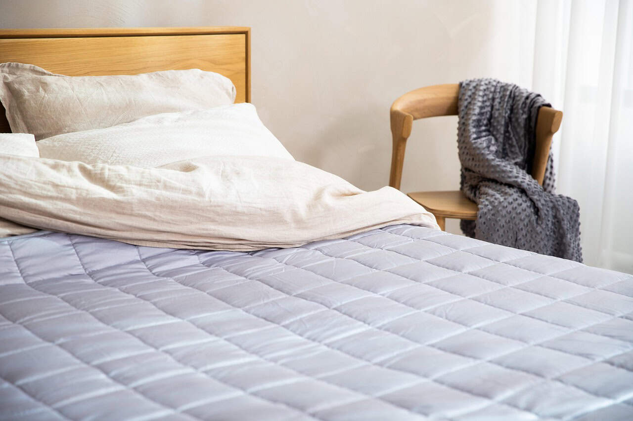 Are Microfiber Sheets Good for Skin