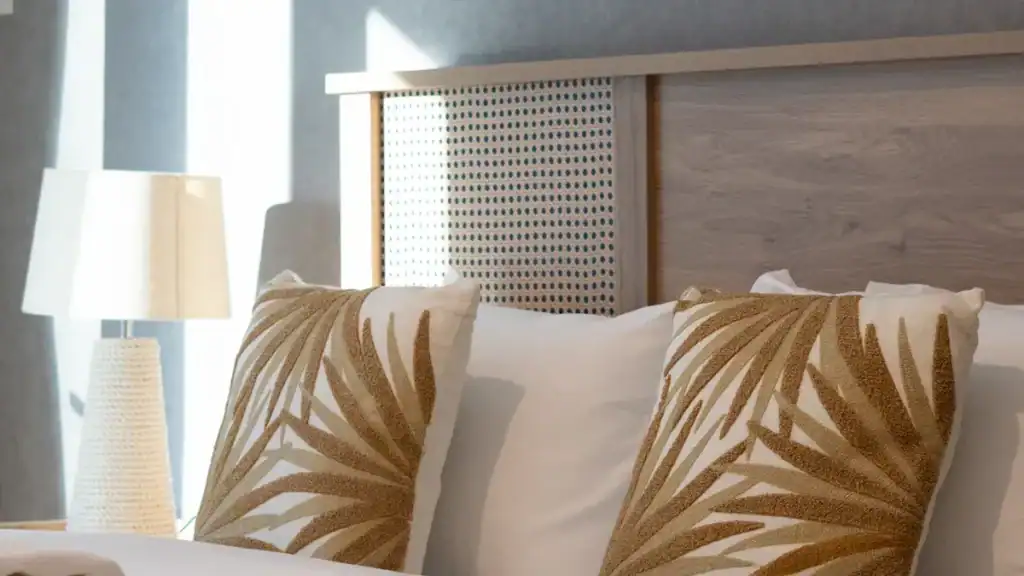 Top 10 Best Bedding Options for Hot Sleepers in 2025 1 Top 10 Best Bedding Options for Hot Sleepers in 2025
