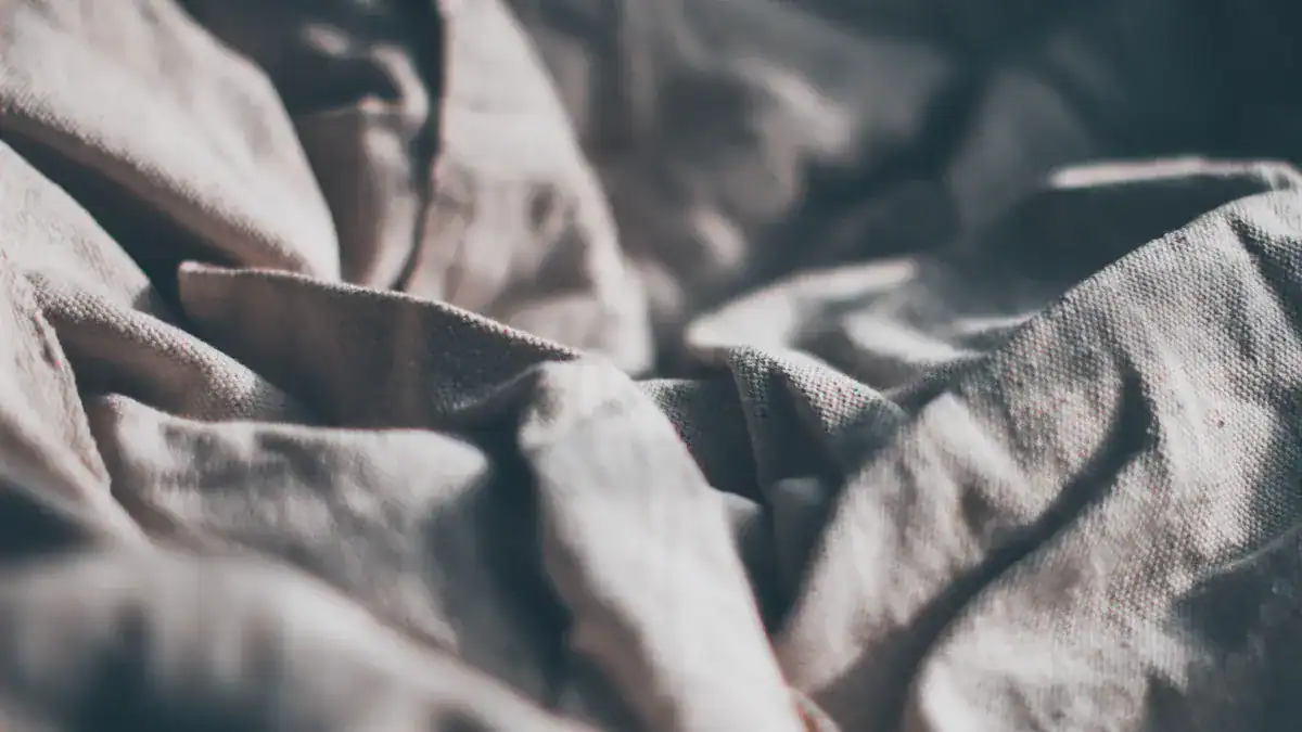 What Are the Different Types of Bed Sheet Fabrics Available Today 2 Types of Bed Sheet Fabric