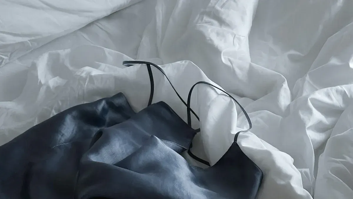 How to Choose the Best Sheets for Sweaty Sleepers 2 Key Features for Sweaty Sleepers