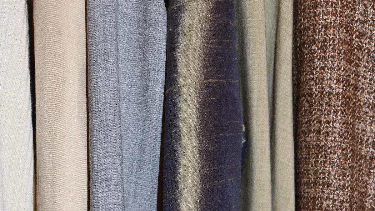 Exploring Different Types of Linen Fabrics and Their Unique Qualities 2 Types of Linen by Weave
